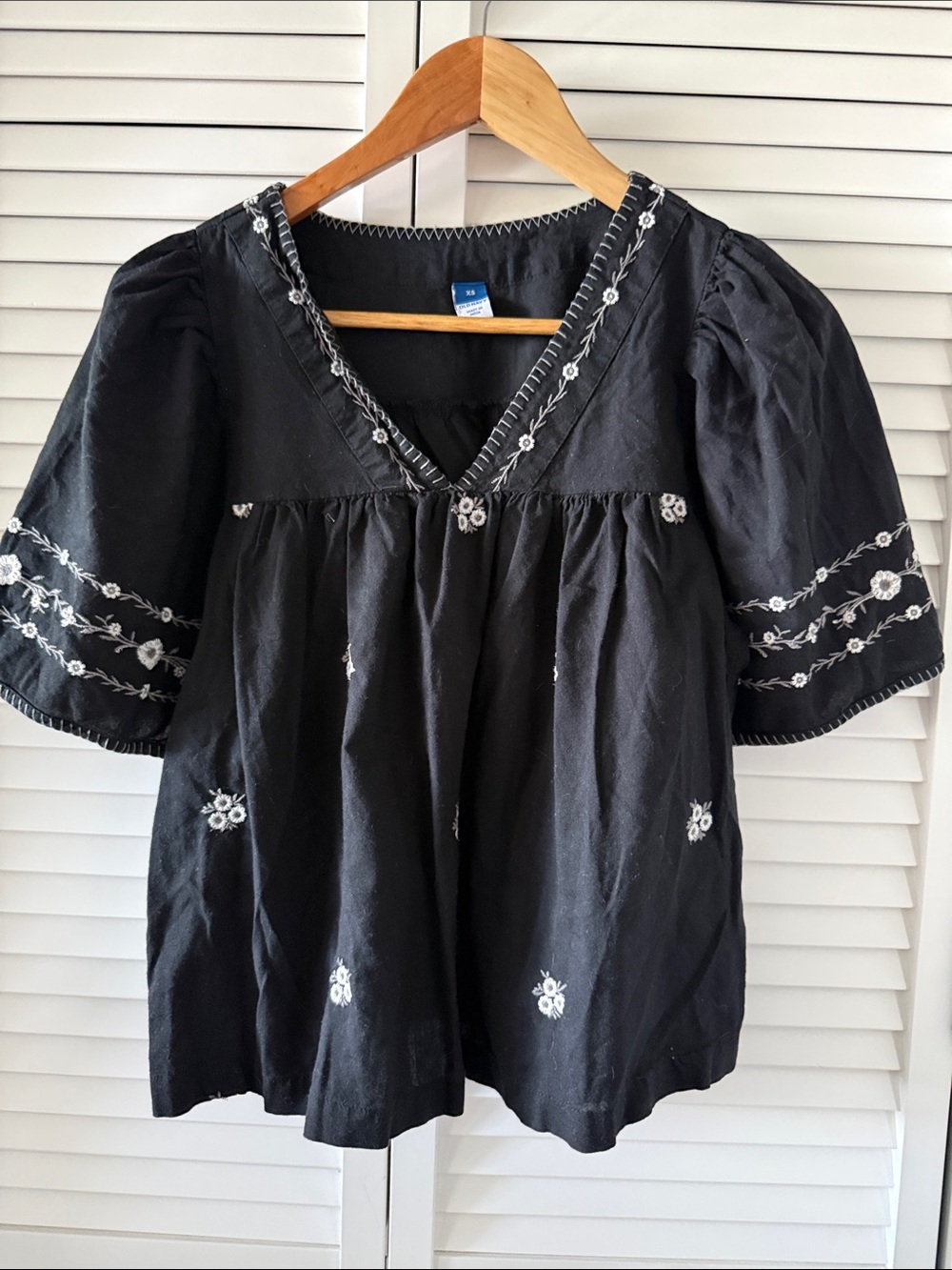 Old Navy Black Embroidered Peasant top